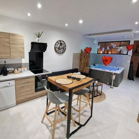 Appartement - Spa มงโตซ์ ภายนอก รูปภาพ
