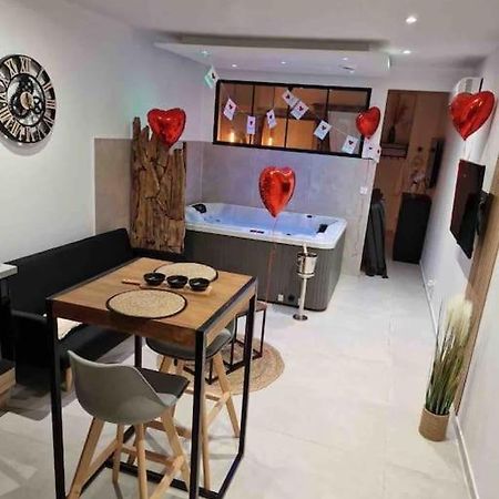 Appartement - Spa มงโตซ์ ภายนอก รูปภาพ