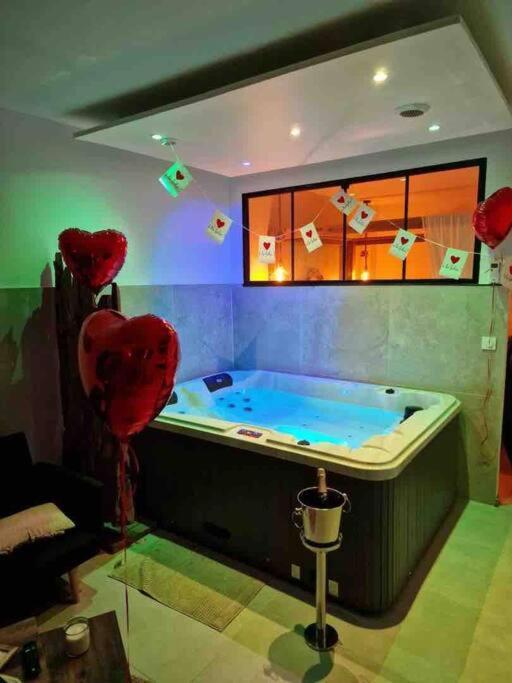 Appartement - Spa มงโตซ์ ภายนอก รูปภาพ